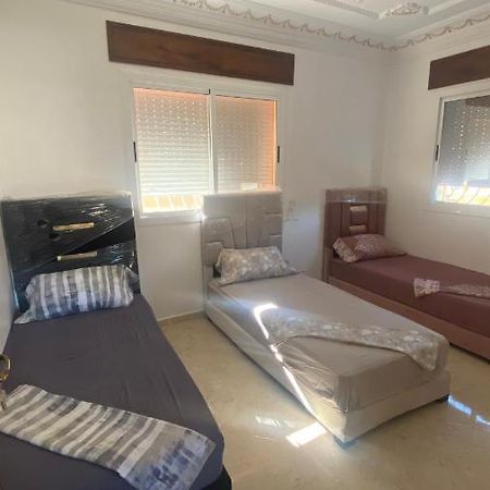 Big Appartement In Ksar Sgher And Close Ksar es Sghir Eksteriør bilde